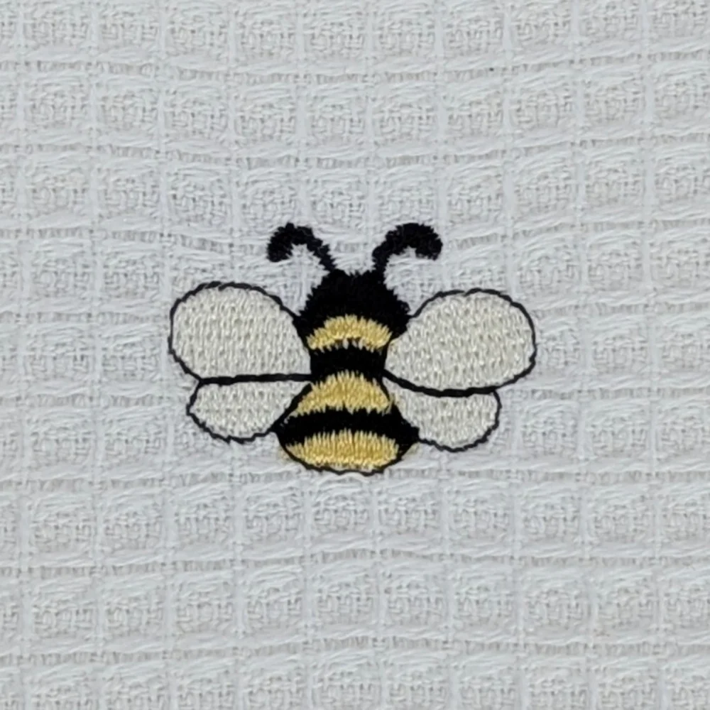 Kitchen Towel Set Of Two (2) Bumble Bee Embroider Applique 100% Cotton White NWT